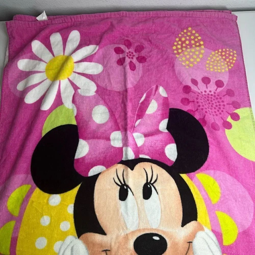 Towel Bath Beach Pool Cotton 22"x55" Disney Minnie
